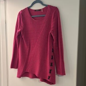 NIC+ZOE Fuchsia Sweater with Black Side Accents